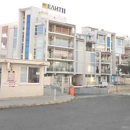 アパート Aparthotel Elit 2