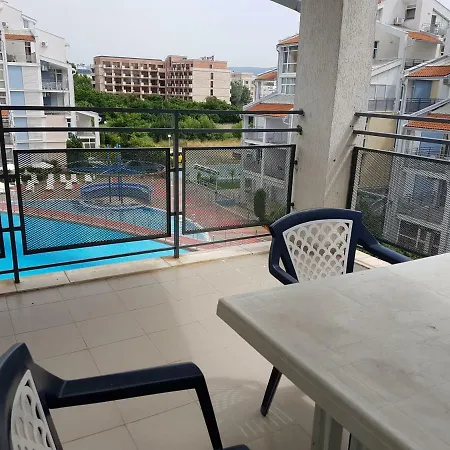 Aparthotel Elit 2 *
