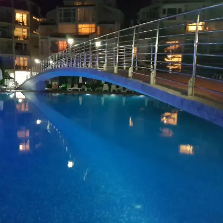 Aparthotel Elit 2 アパート *