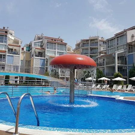 Aparthotel Elit 2 アパート
