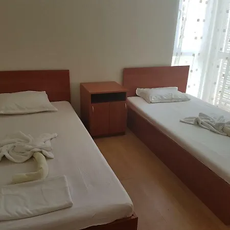 Aparthotel Elit 2 アパート