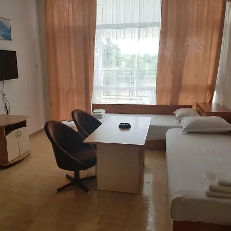 Aparthotel Elit 2 アパート *