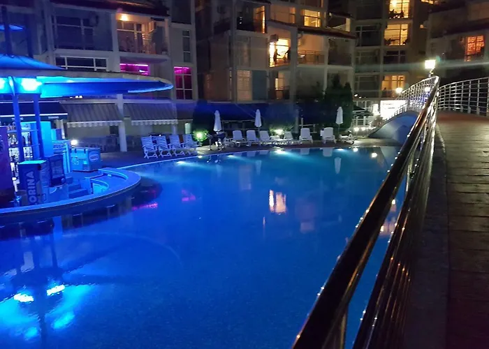 Aparthotel Elit 2 * 阳光海滩