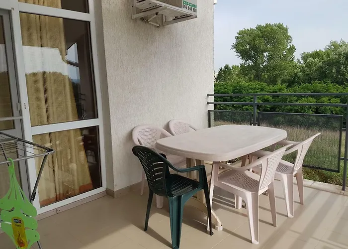 Aparthotel Elit 2 阳光海滩