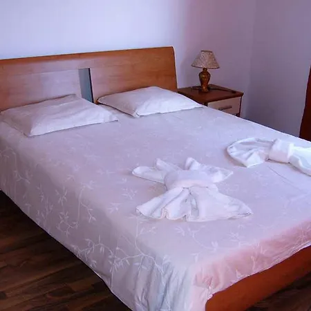 Aparthotel Elit 2 Apartment