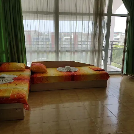 Aparthotel Elit 2 Apartment *